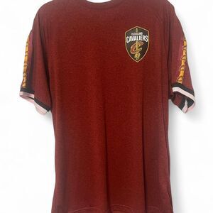Burgundy Red Cleveland Cavaliers NBA Shirt Sleeve Athletic Sz Large T-Shirt